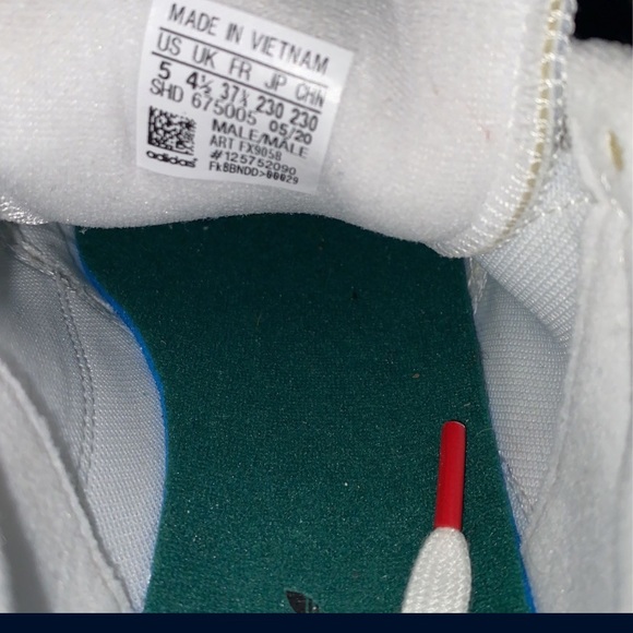 Shoes - Picture 5 of 5